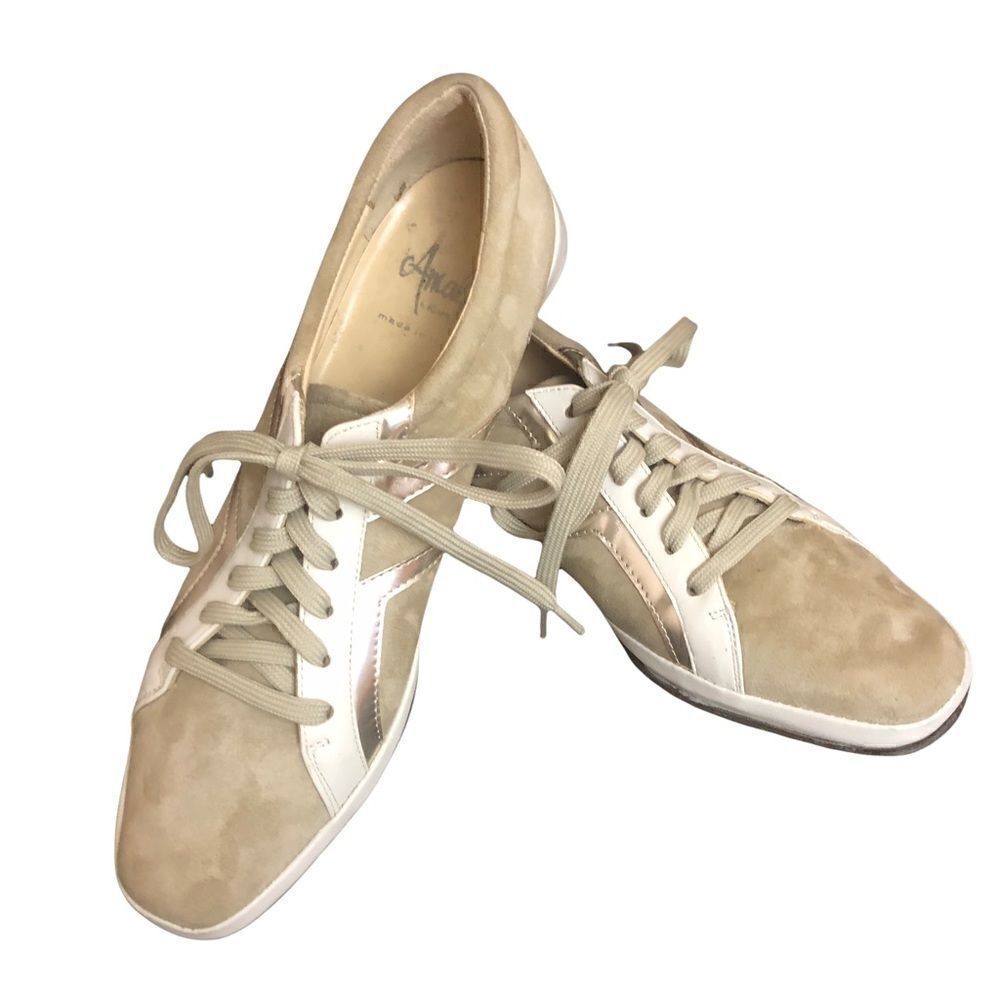 Stylish, Sleek, Tan/Cream/Gold Amalfi Suede/Leather Athletic Shoes, Size 9